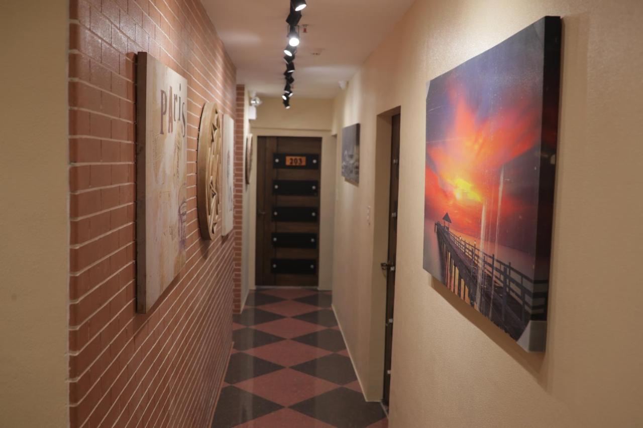 Cerca Hotel Balabag  Exteriér fotografie