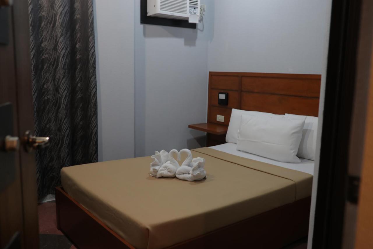 Cerca Hotel Balabag  Exteriér fotografie
