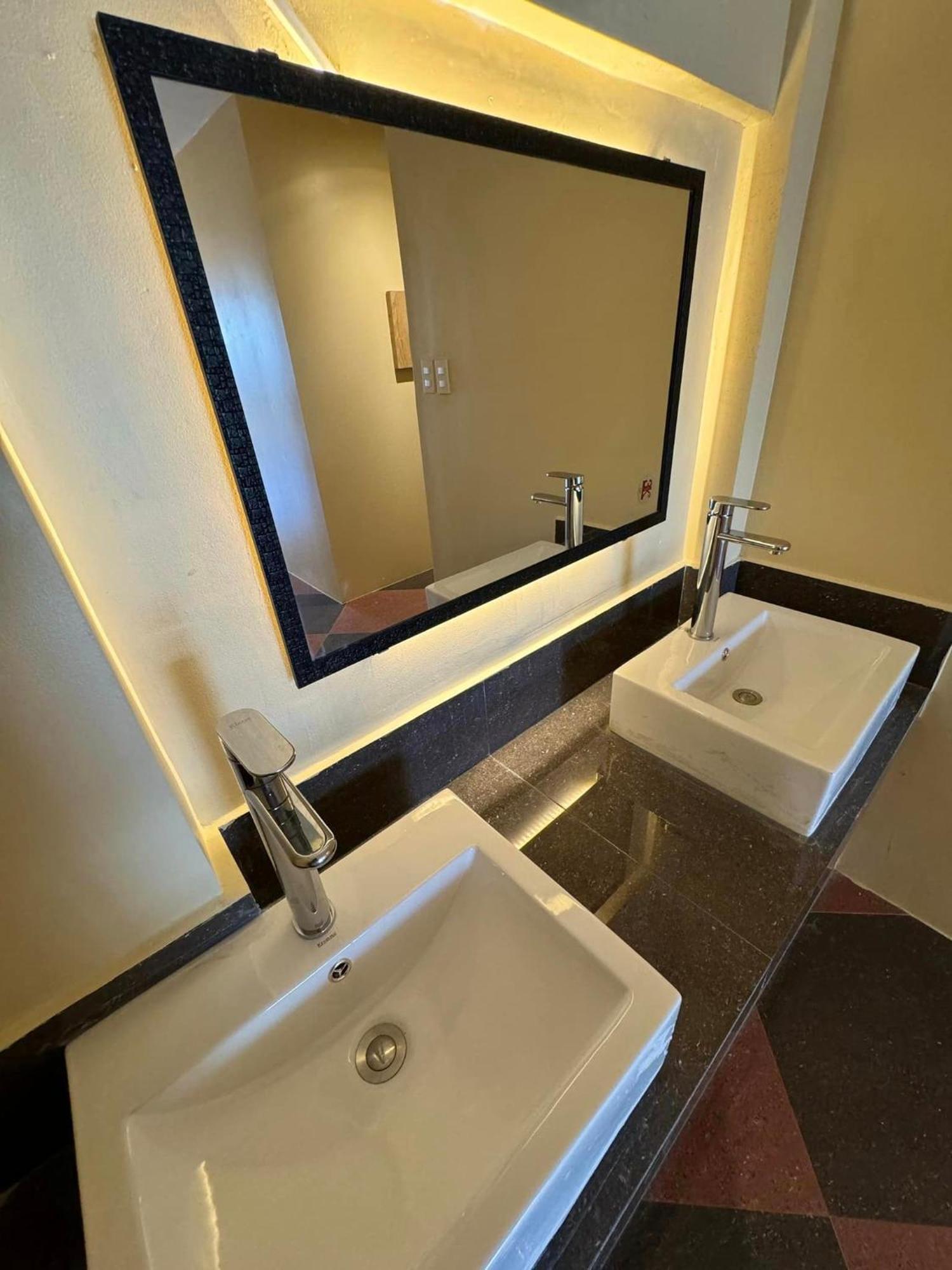 Cerca Hotel Balabag  Exteriér fotografie